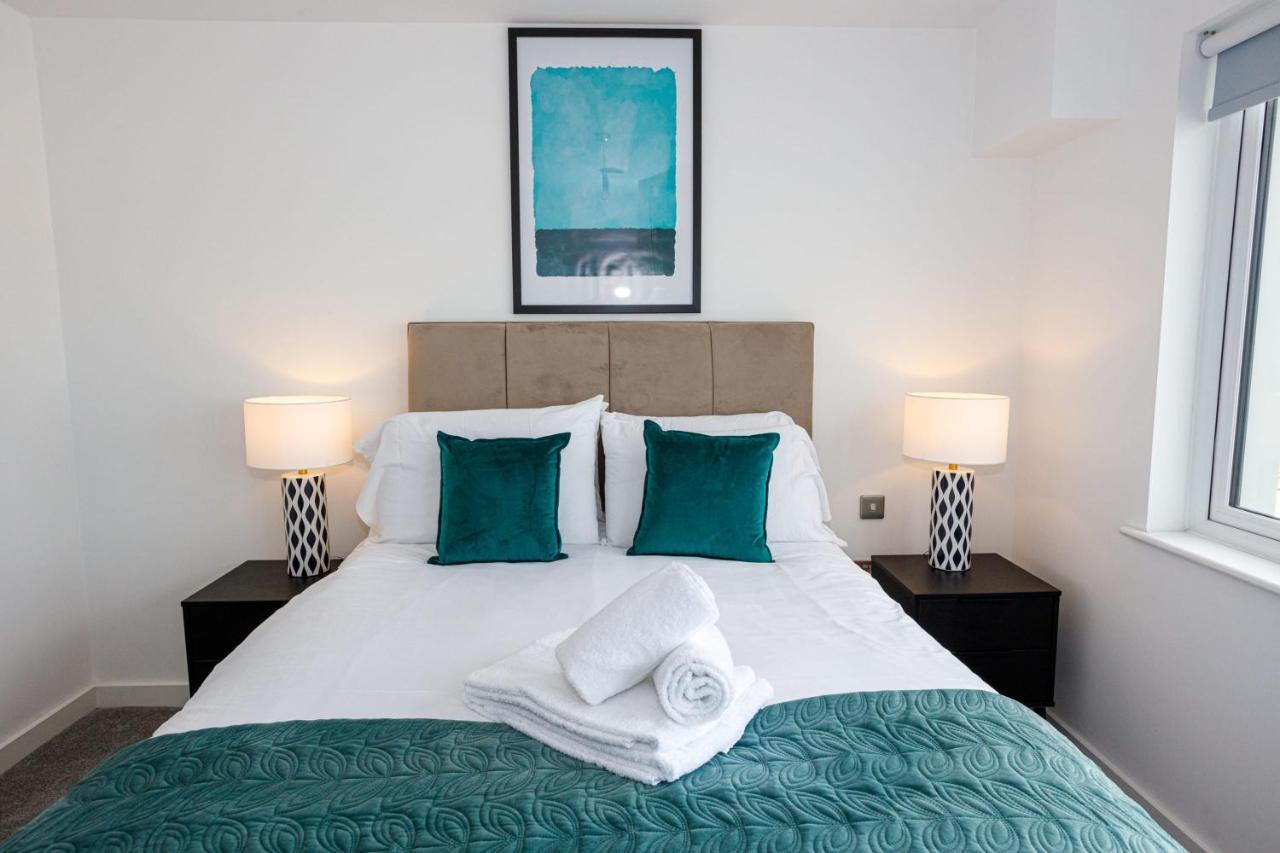 Contemporary 2 Bedroom Duplex In Salford Manchester Extérieur photo