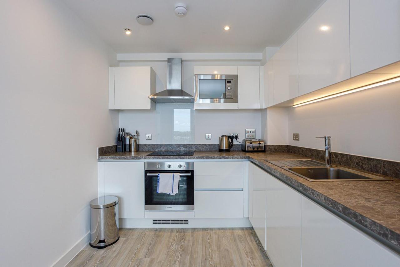 Contemporary 2 Bedroom Duplex In Salford Manchester Extérieur photo